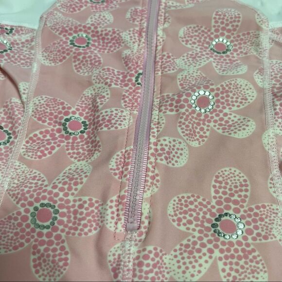 Snapper Rock Patterned Short Sleeve One Piece Zip Girl’s Rashguard - 0-6 months - Picture 2 of 6